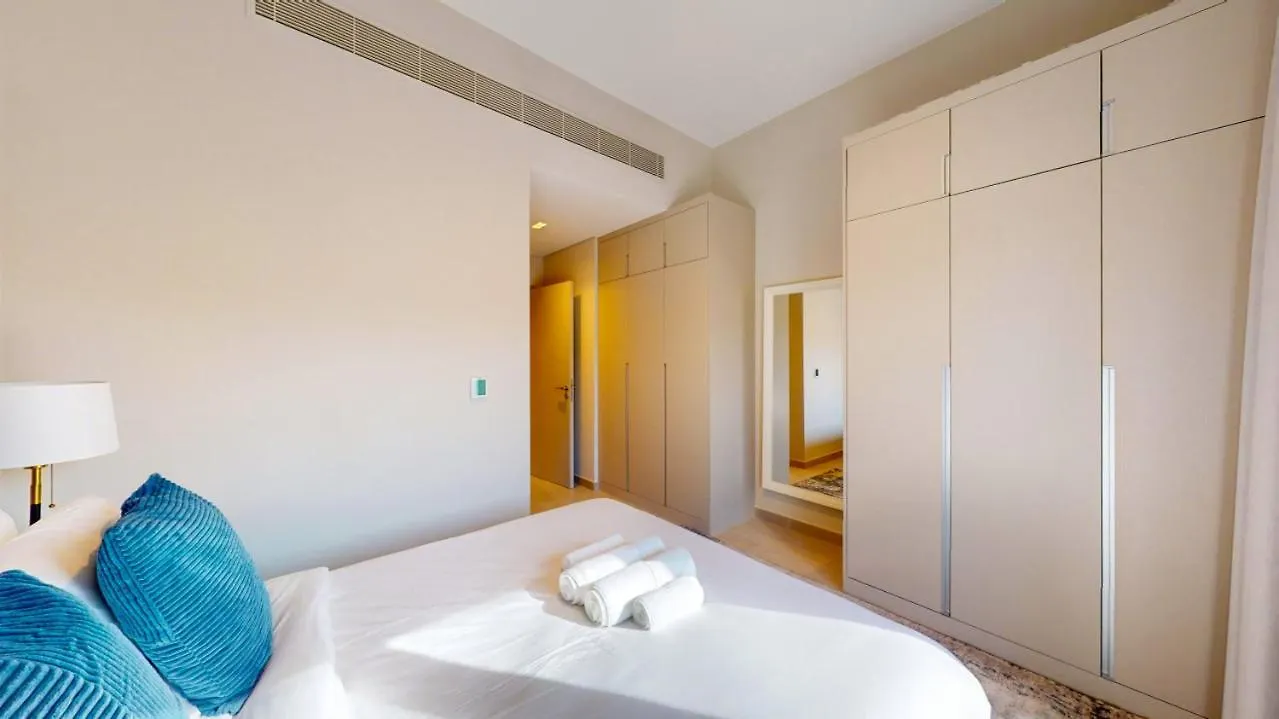 Mag Eye - Spacious Two Bedroom Townhouse Dubai 0*,  United Arab Emirates