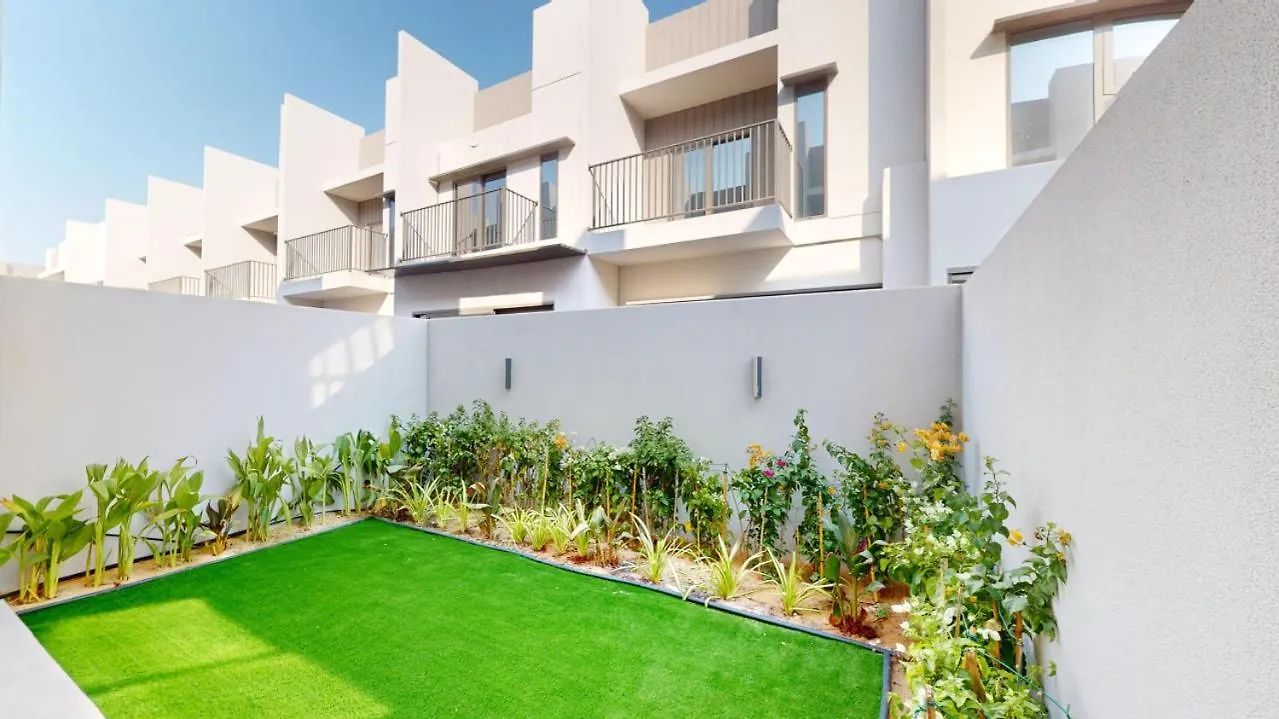 Mag Eye - Spacious Two Bedroom Townhouse Dubai Holiday home