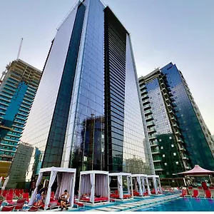 Canal Business Bay Otel